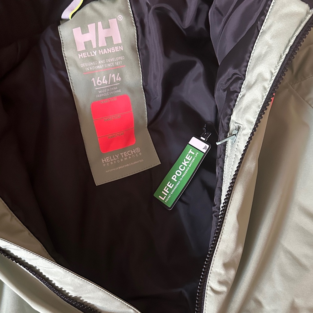 Helly Hansen Kids' Two-Tone Green Ski Coat - Picture 5 of 6